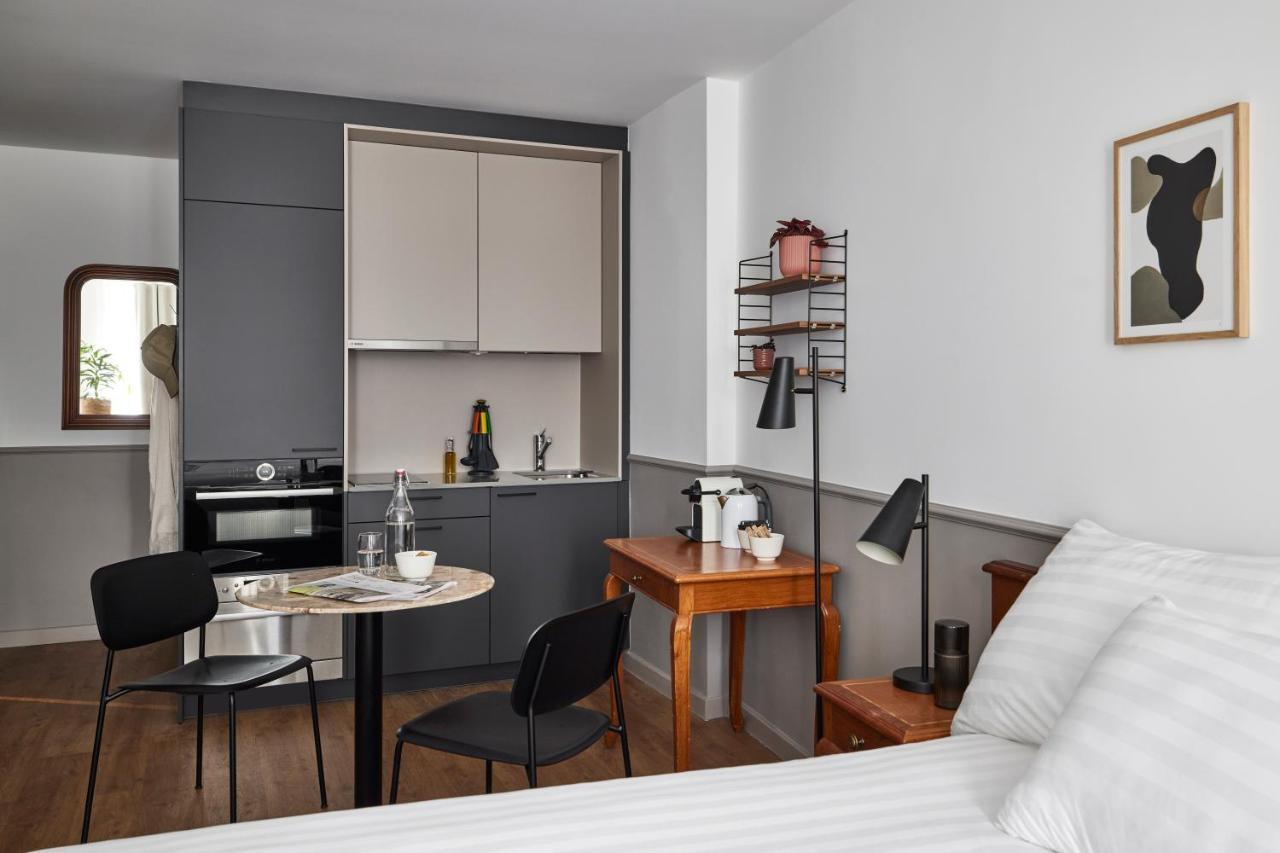 Base Apart-hotel Lausana